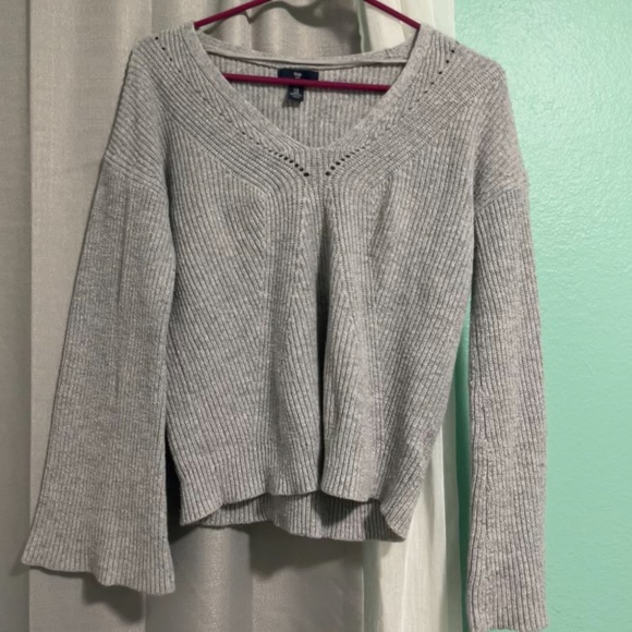 Gap Sweater - Picture 1 of 3